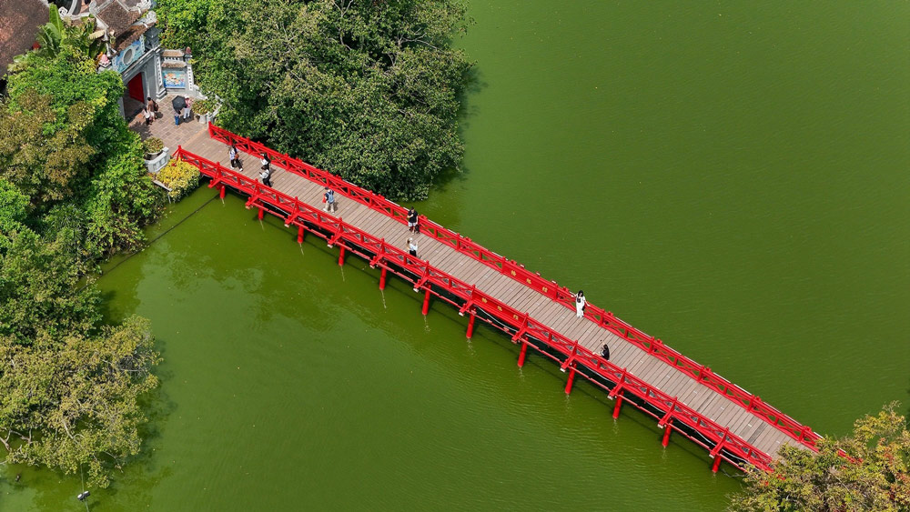 Ngoc Son Temple Hanoi Crossing The Red Bridge Into A World Of Legend