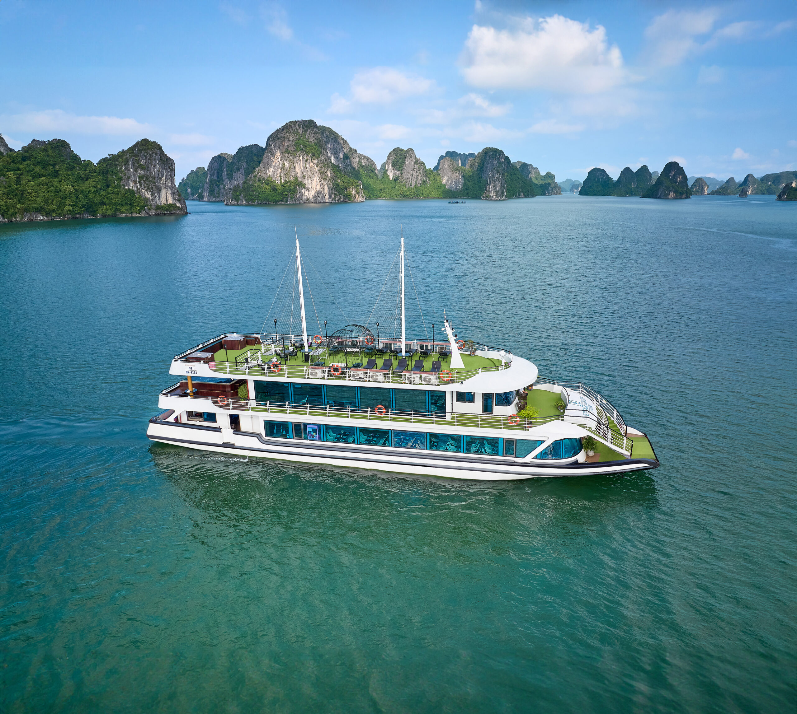 HALONG HERITAGE LUXURY DAY CRUISE