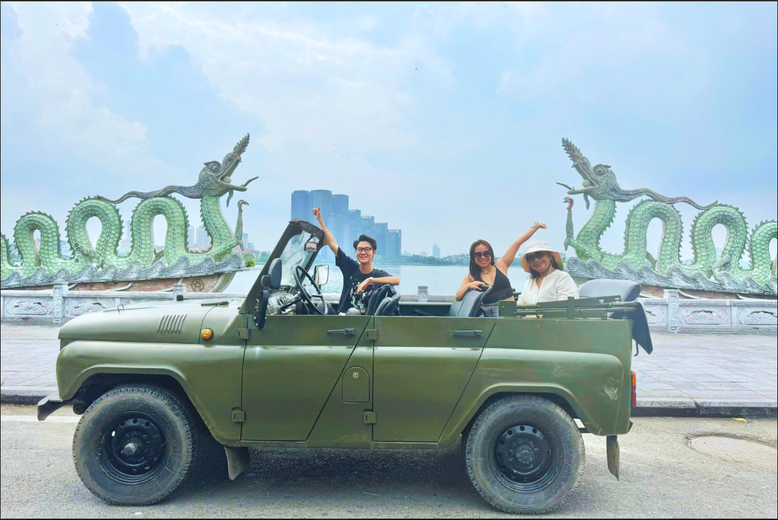 HANOI JEEP CITY TOUR